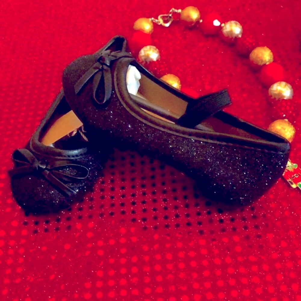 Musshoe Black Glitter Girls Dress Shoe NWT